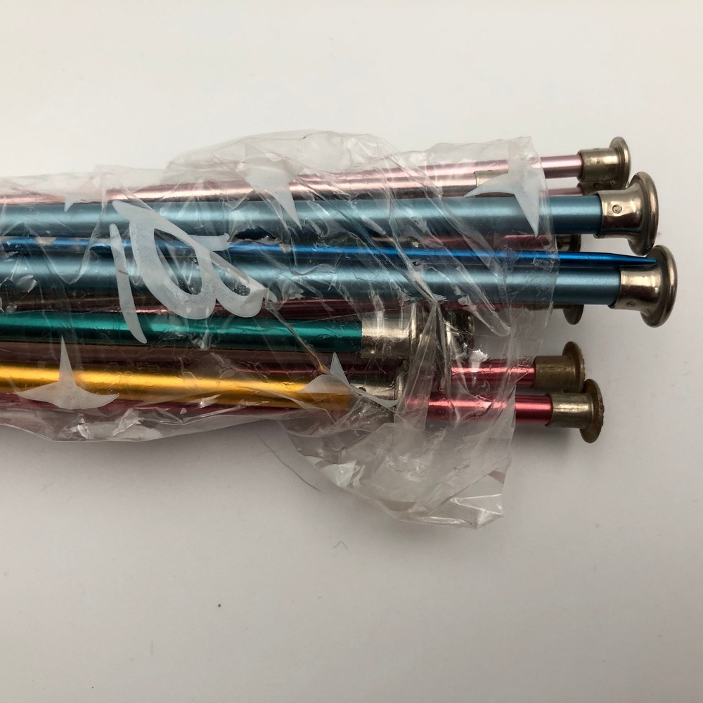 VTG Knitting Needle Lot 27 pcs Susan Bates Boye Aero Bernat Mixed Sizes 4-10.5